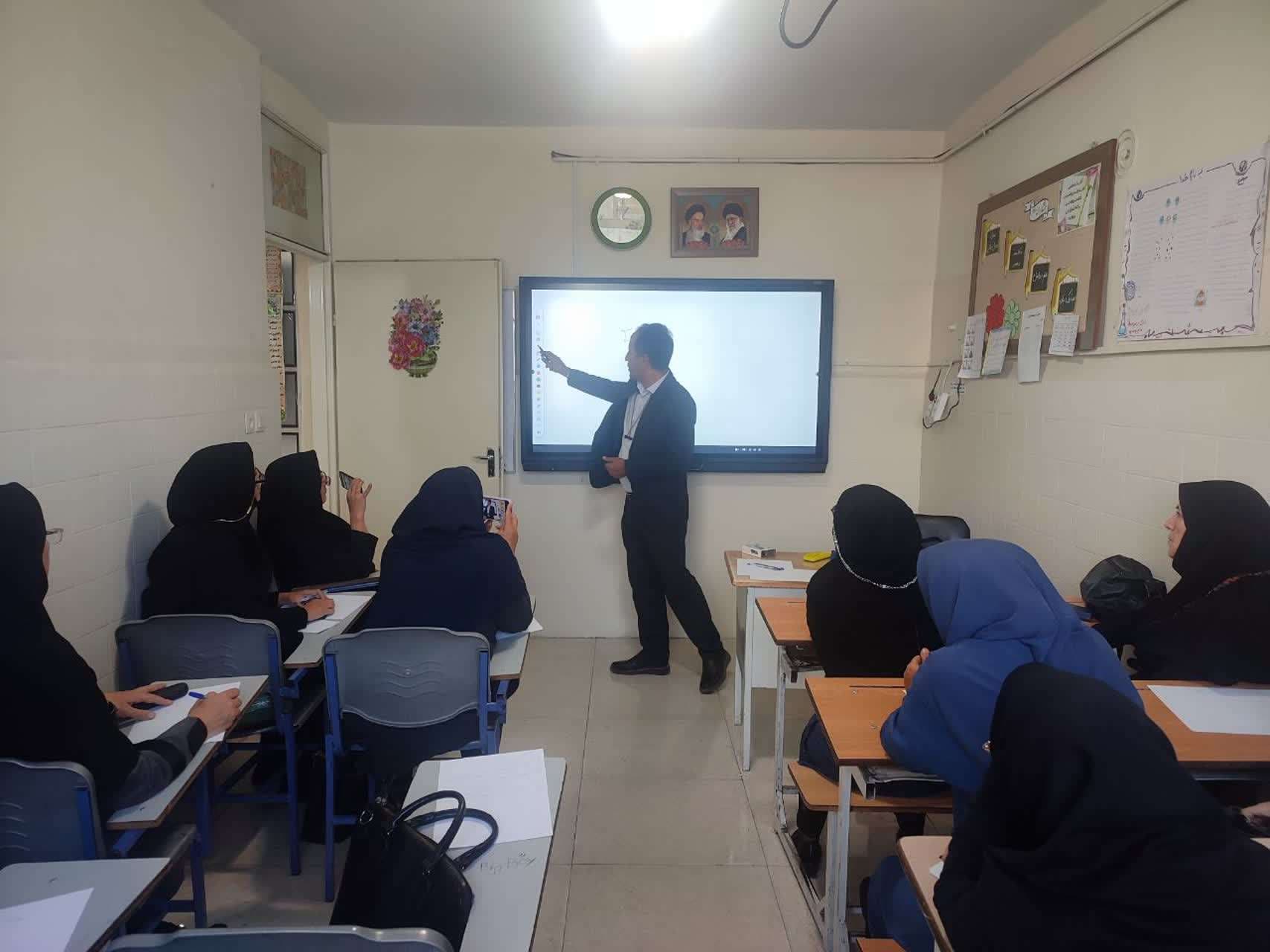 دبیرستان متوسطه اول پردیس